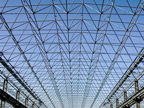 不銹鋼網(wǎng)架的成品保護(hù)和調(diào)整、緊固解...